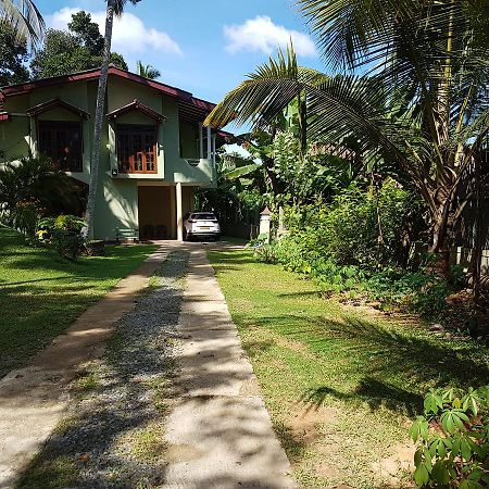 Arana Bungalow Galle Bagian luar foto