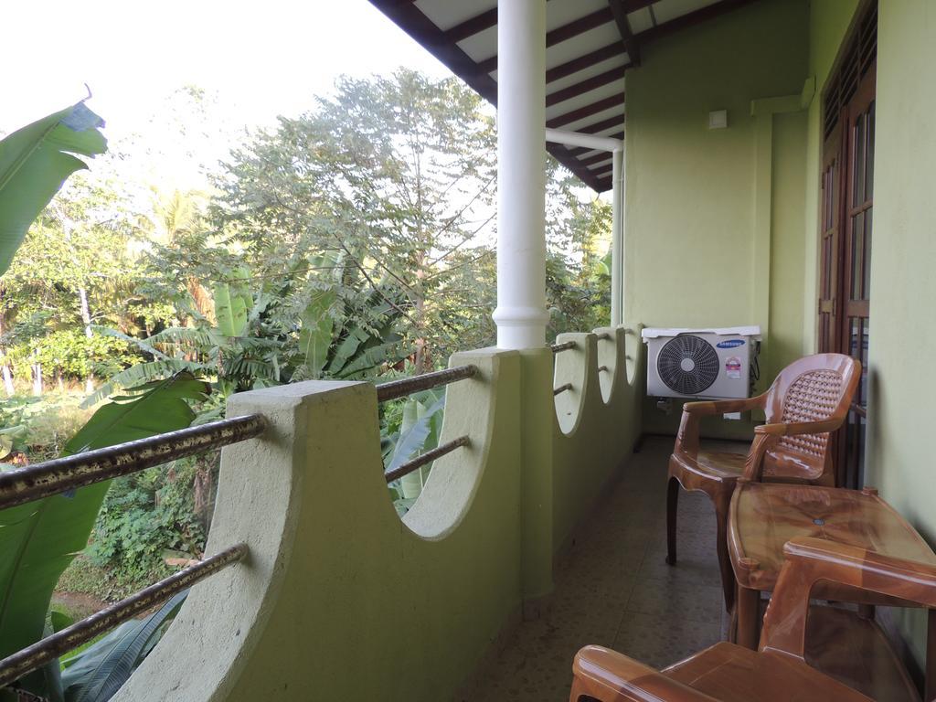 Arana Bungalow Galle Bagian luar foto